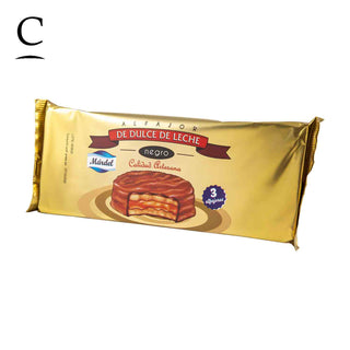 Mardel Alfajor Negro, Argentine-style biscuit filled with dulce de leche and coated in dark chocolate